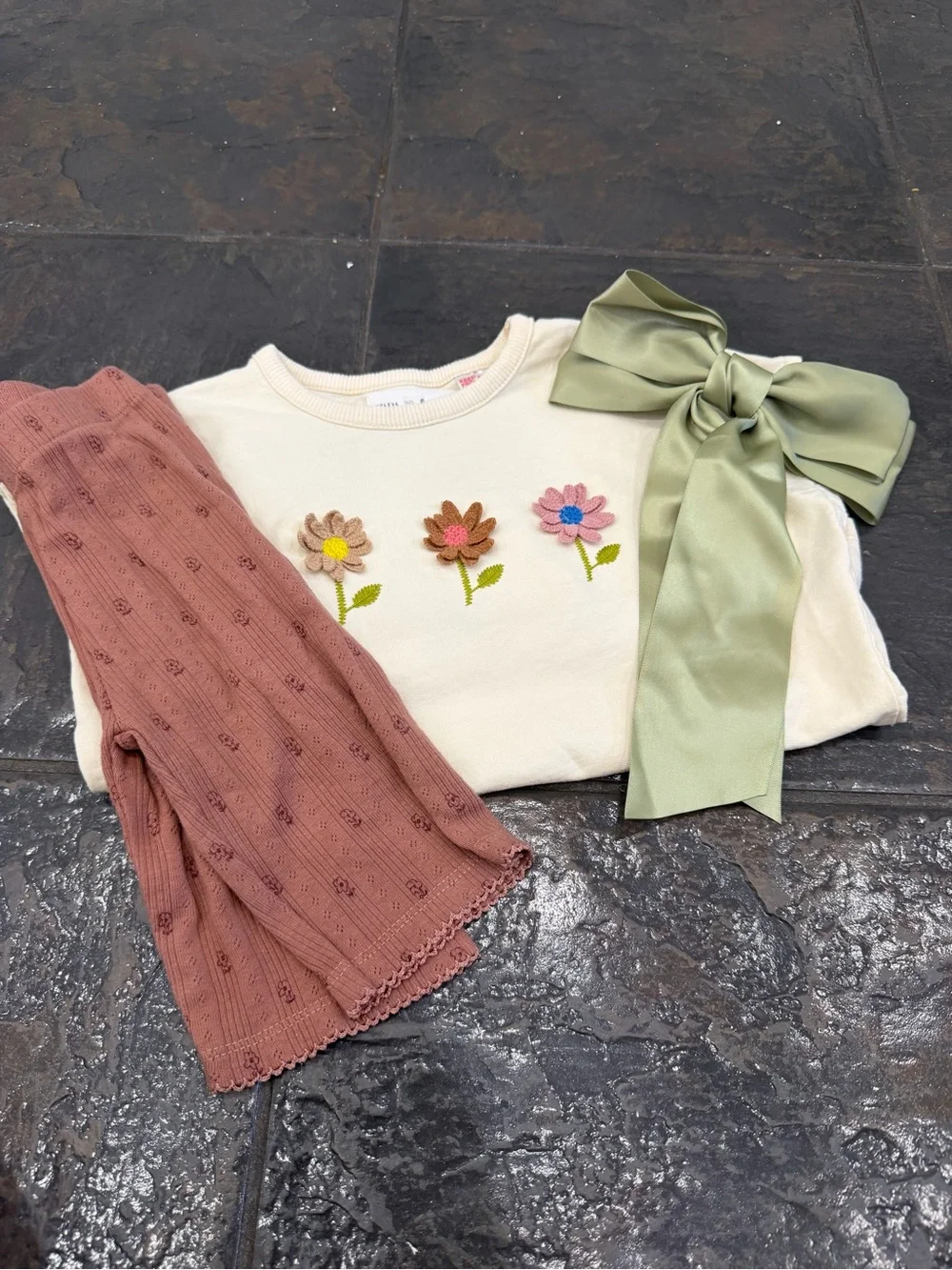 Zara Girls Floral Embroidered Top & Ribbed Knit Shorts Outfit Bundle Size 6